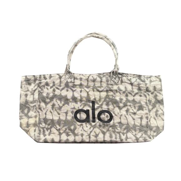 Alo Yoga Handbags - Alo Yoga Tie Dye Oversized Cotton Canvas Large Tote Bag